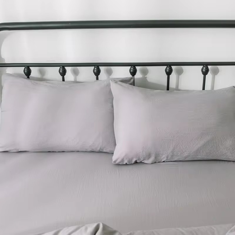 Wholesale Modernization Long-Staple Cotton Elegant Sheet Duvet Cover Bed Skirt Four-Piece Set
