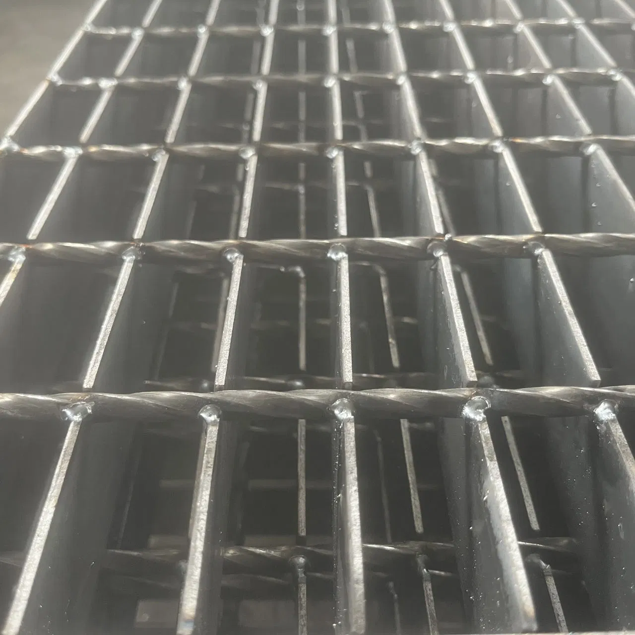 Driveway Trench Drain Channel with Resin Stainless Steel Cast Iron Grate Cover Outdoor Resin Drainage Channel