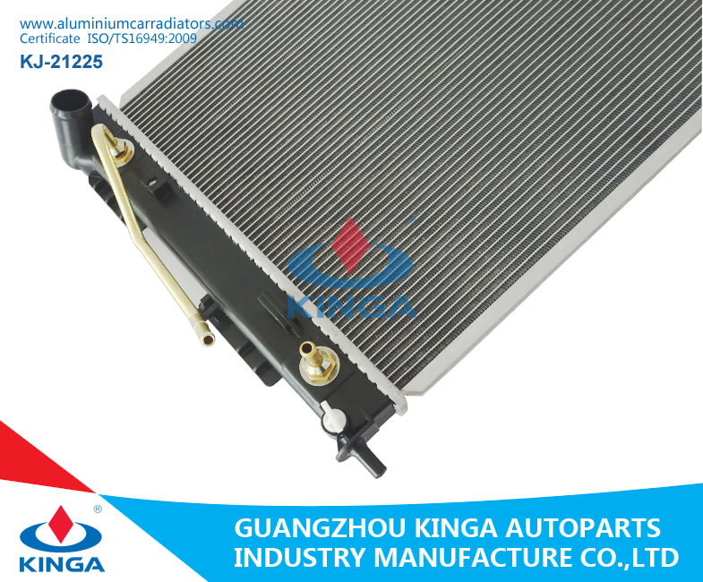 Радиатор охлаждения Hyundai Elantra 13-16 AT OEM 25310-3X600
