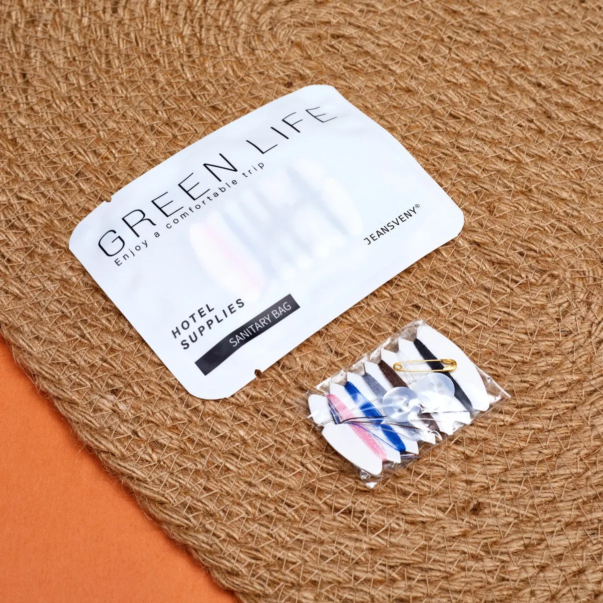 Custom Logo Plastic Toiletry Kit Supply with Eco-Package