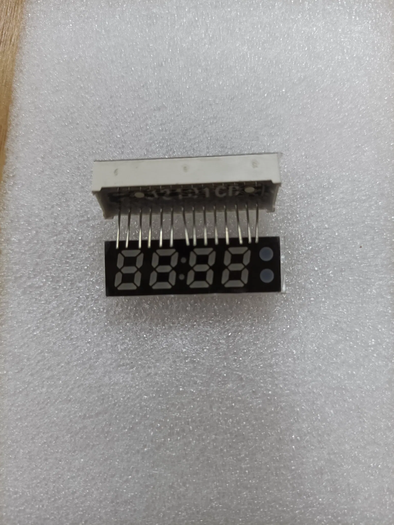 4 Digit 0.3 Inch SMD 7 Segment LED Display