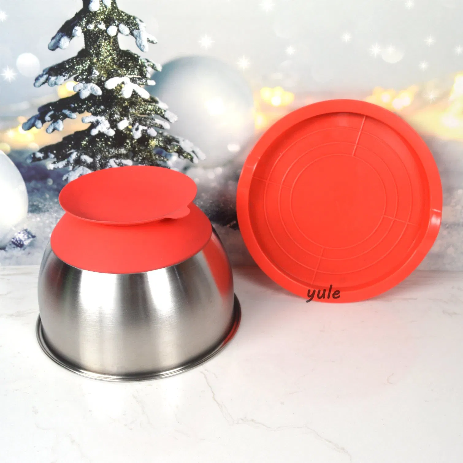 Yule Factory Set of 4 Stainless Steel Mixing Bowls with Non Slip Base and Lids Salad Bowls