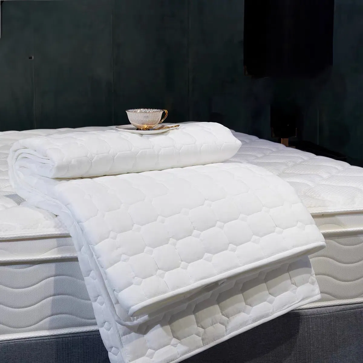 Hot Wholesale China Spring Memory Foam Latex Medium Soft Mattress