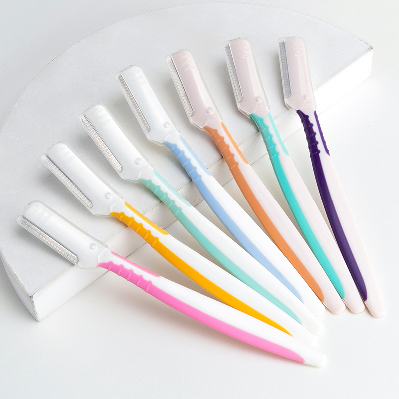 Precision Eyebrow Trimmer for Quick and Effortless Grooming