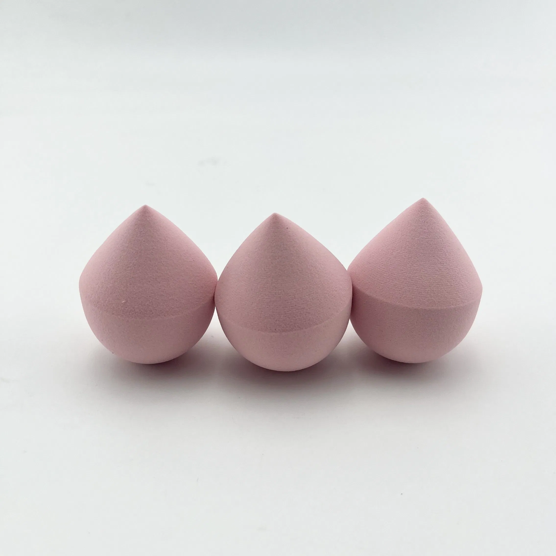 OEM Soft Makeup Blender Beauty Sponge Blender for Foundation Blending and Concealer Application