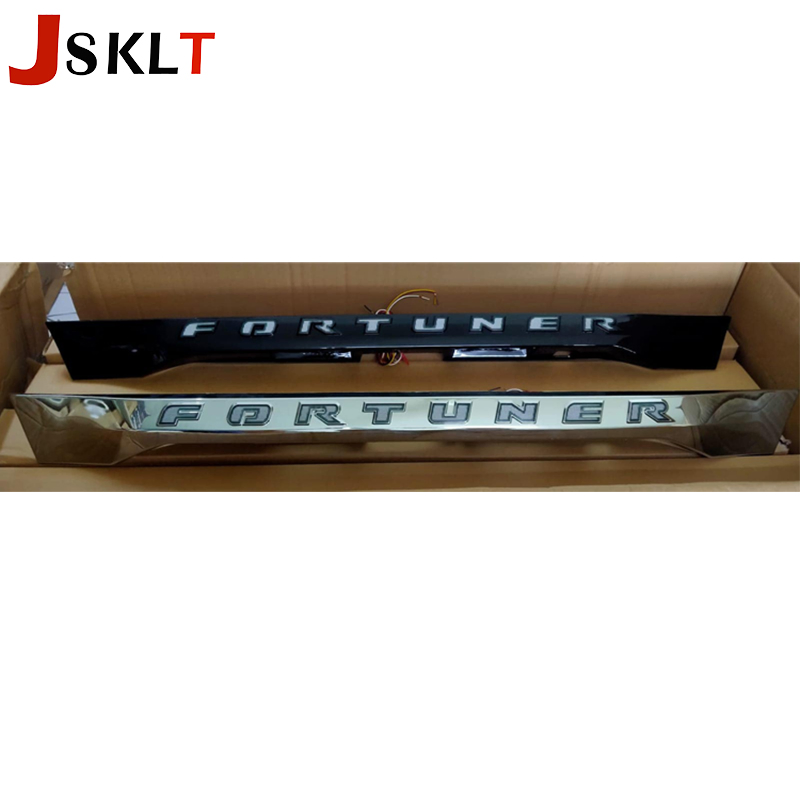 Стоп-сигнал JSKLT для Toyota Fortuner 2012-2015