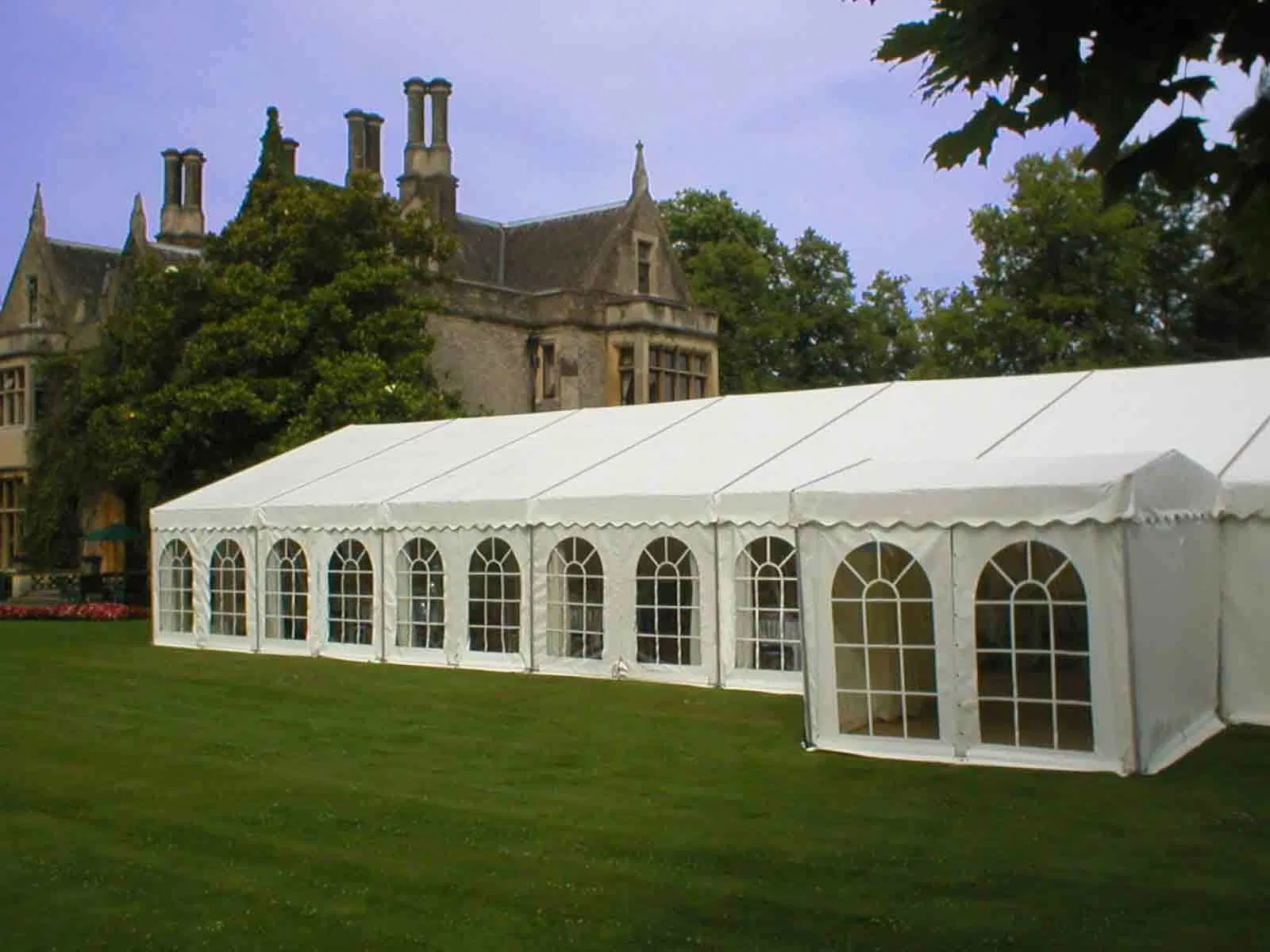 Large Curve Marquee Tent in Size 40*90m for Outdoor Events