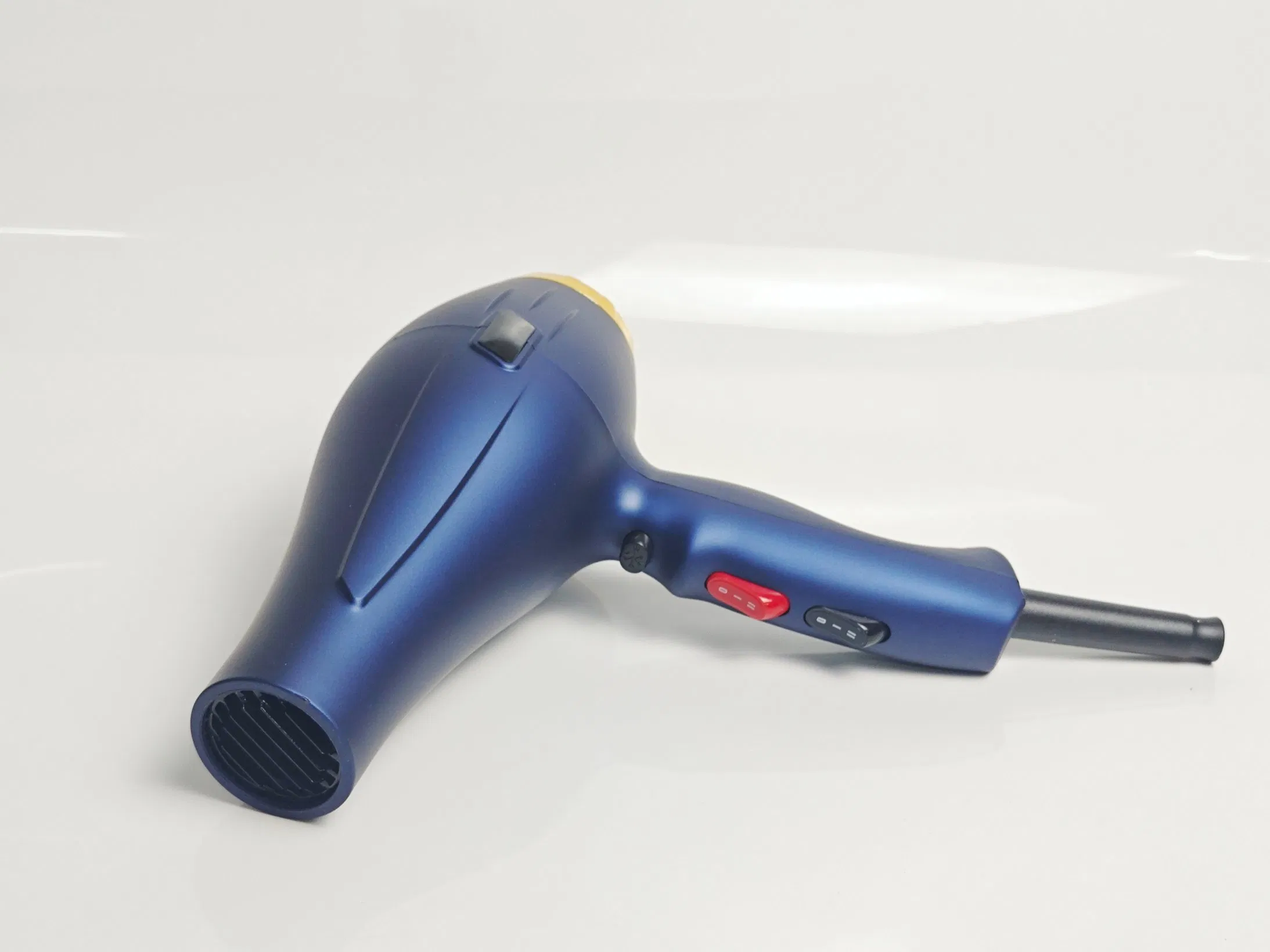 Профессиональный фен с ионами Hypersonic для быстрой сушки волос