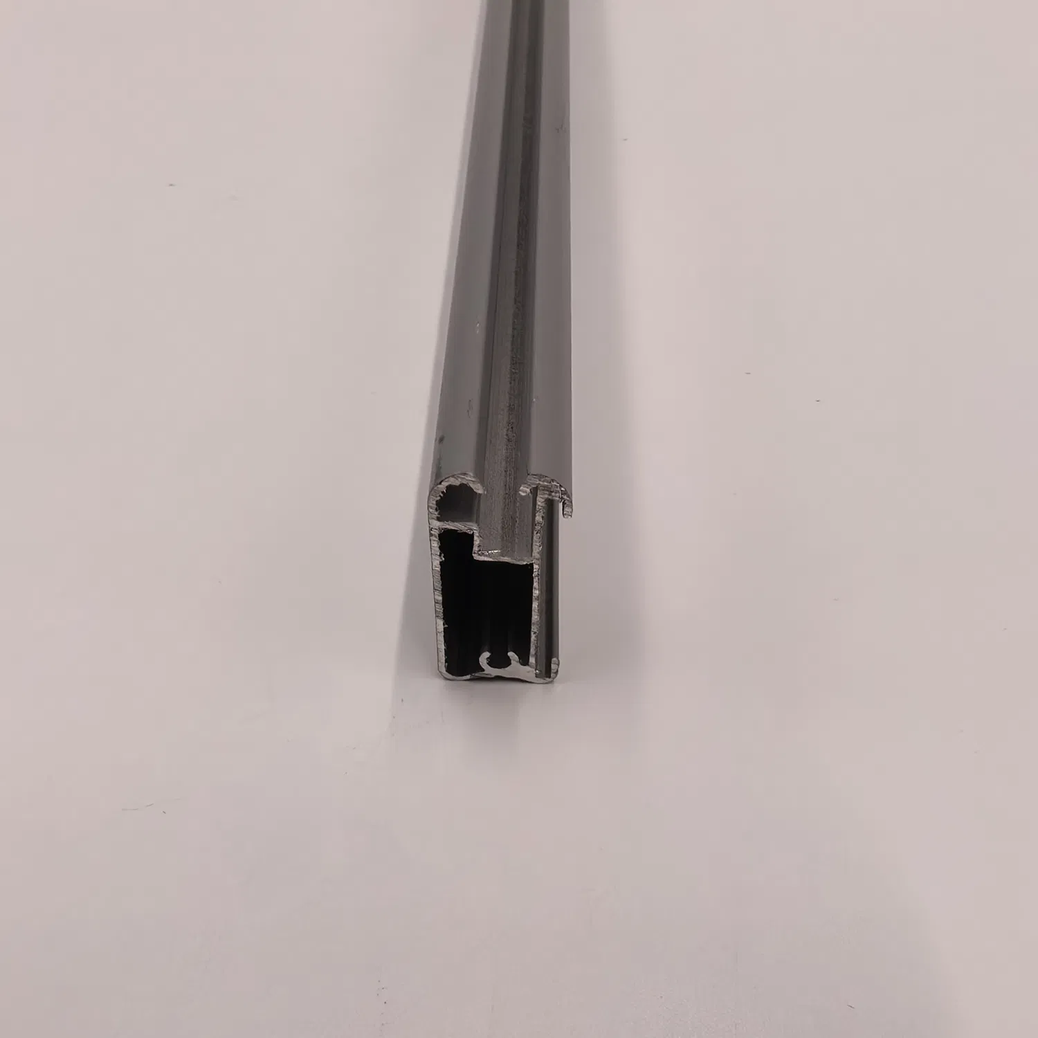 Two-Tone Aluminum Curtain Rail for Stylish Dual-Layer Systems