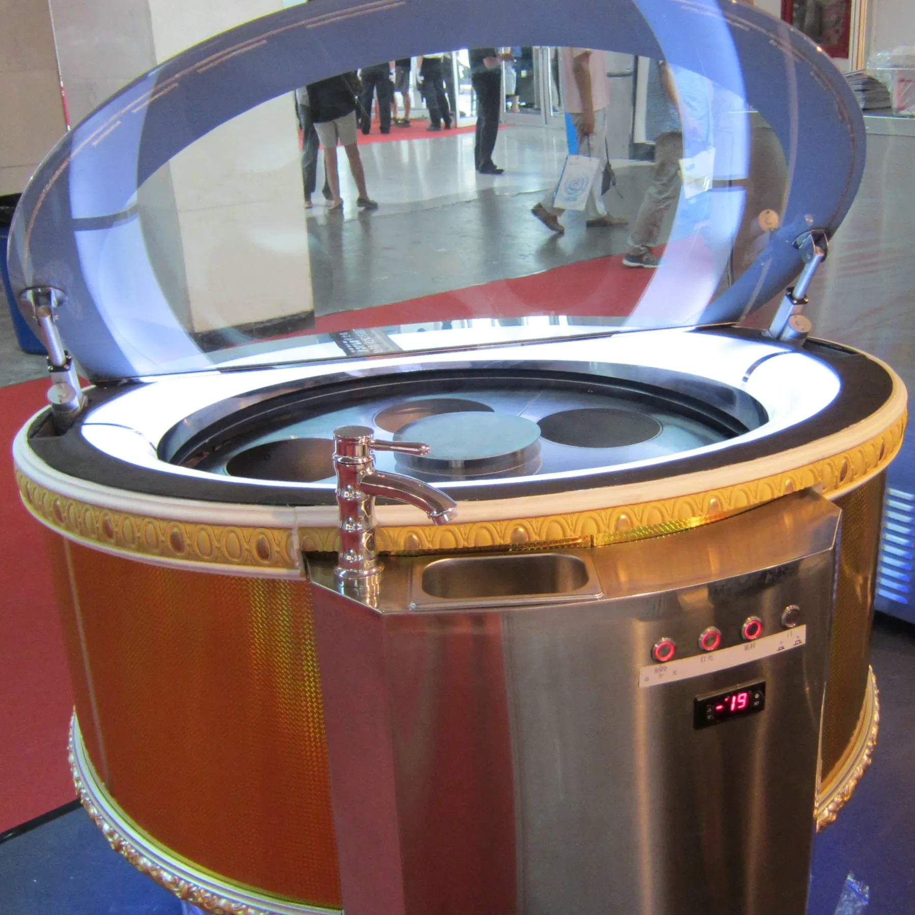 Round Shape Rotating Ice Cream Showcase