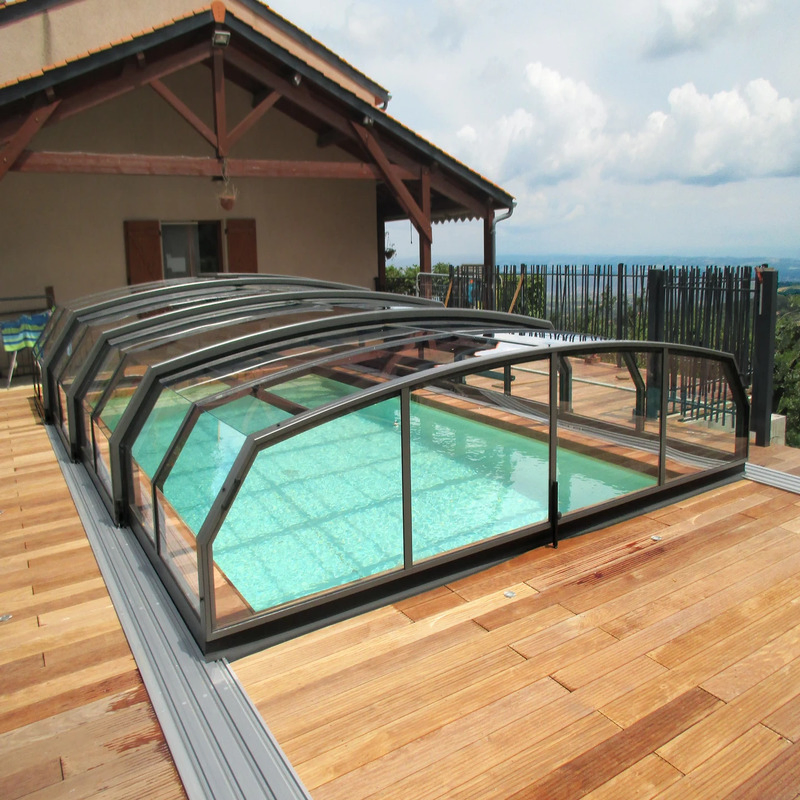 Aluminium Alloy Frame Tempered Glass Silent Transmission Movable Sunroom Pool Cover