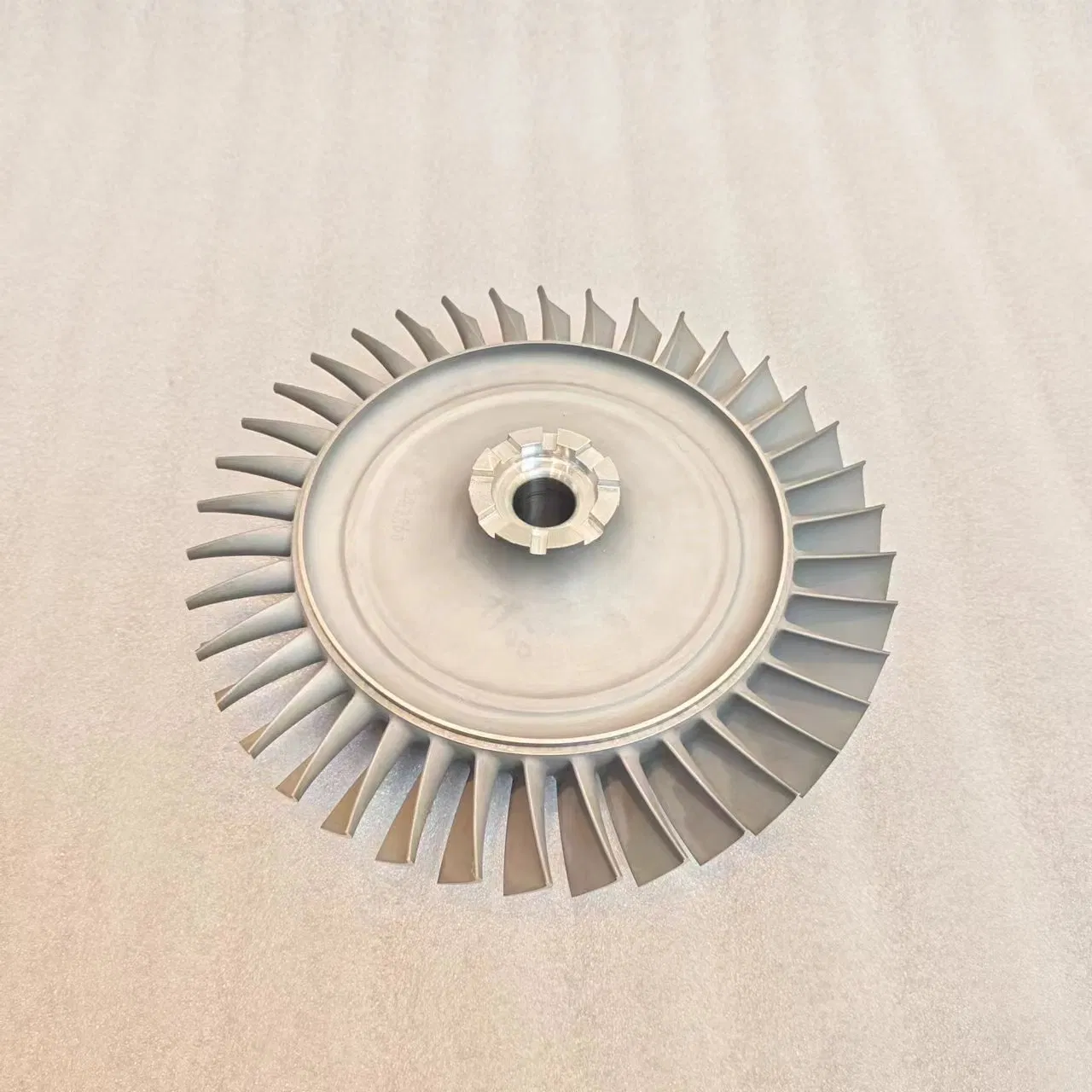 Диск турбины Inconel 713/718 для турбокомпрессора