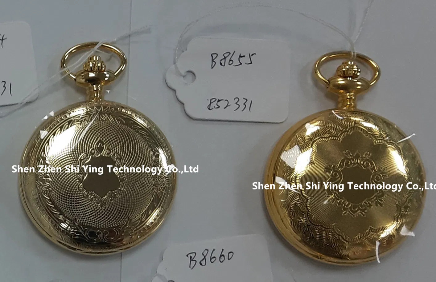 Custom Antique Vintage Quartz Pocket Watches for Men Ladies (IP Gold)