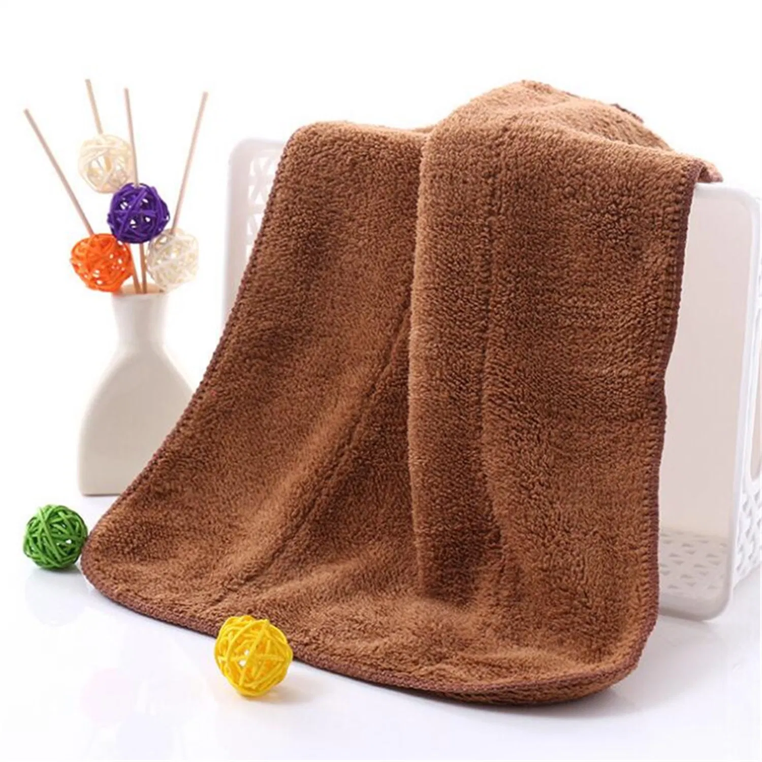 Anti-Entanglement Coral Fleece Cloth for Effortless Kitchen Cleaning