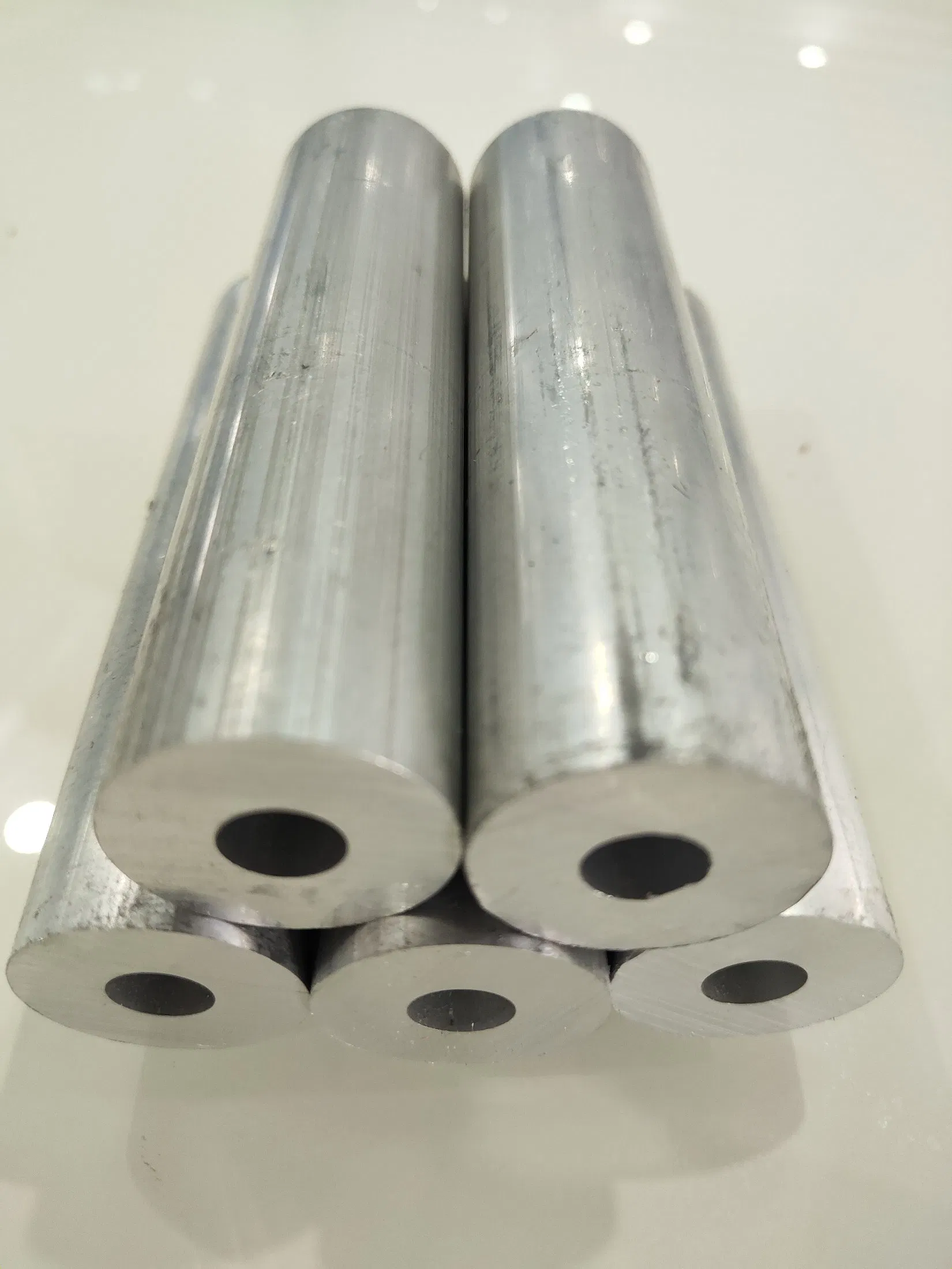 Aluminum Heat Pipe 18mm Extruded Aluminum Alloy Round Pipe Price of Aluminum Pipe on Sale