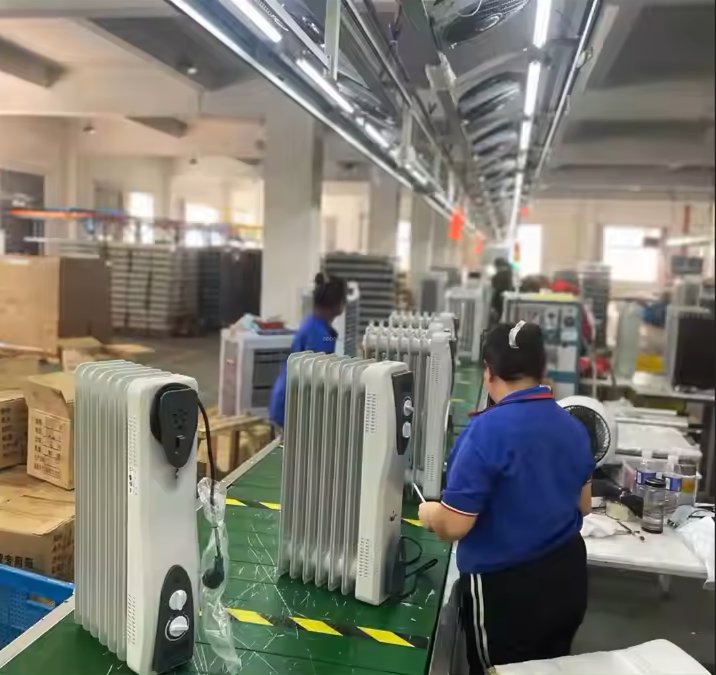 Professional Factory Electric Heater 2000W Oil Filled Radiator Heater 9/11/13/15fins