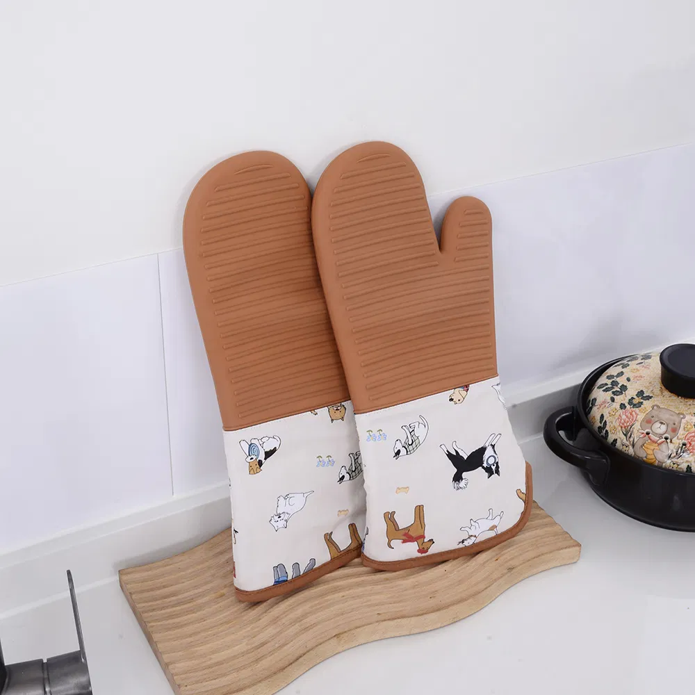 Premium Heat Resistant Silicone Oven Mitts for Safe Cooking