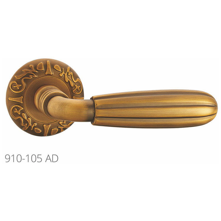 New Fashion Zinc Alloy Door Handle with Good Quality