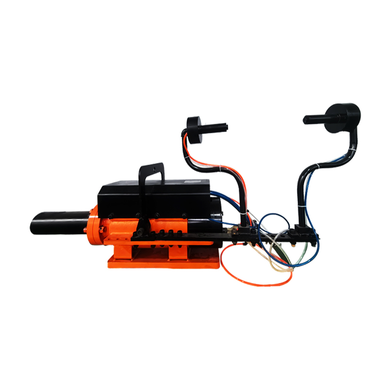 Гидравлический отбойный молоток для долбления отверстий