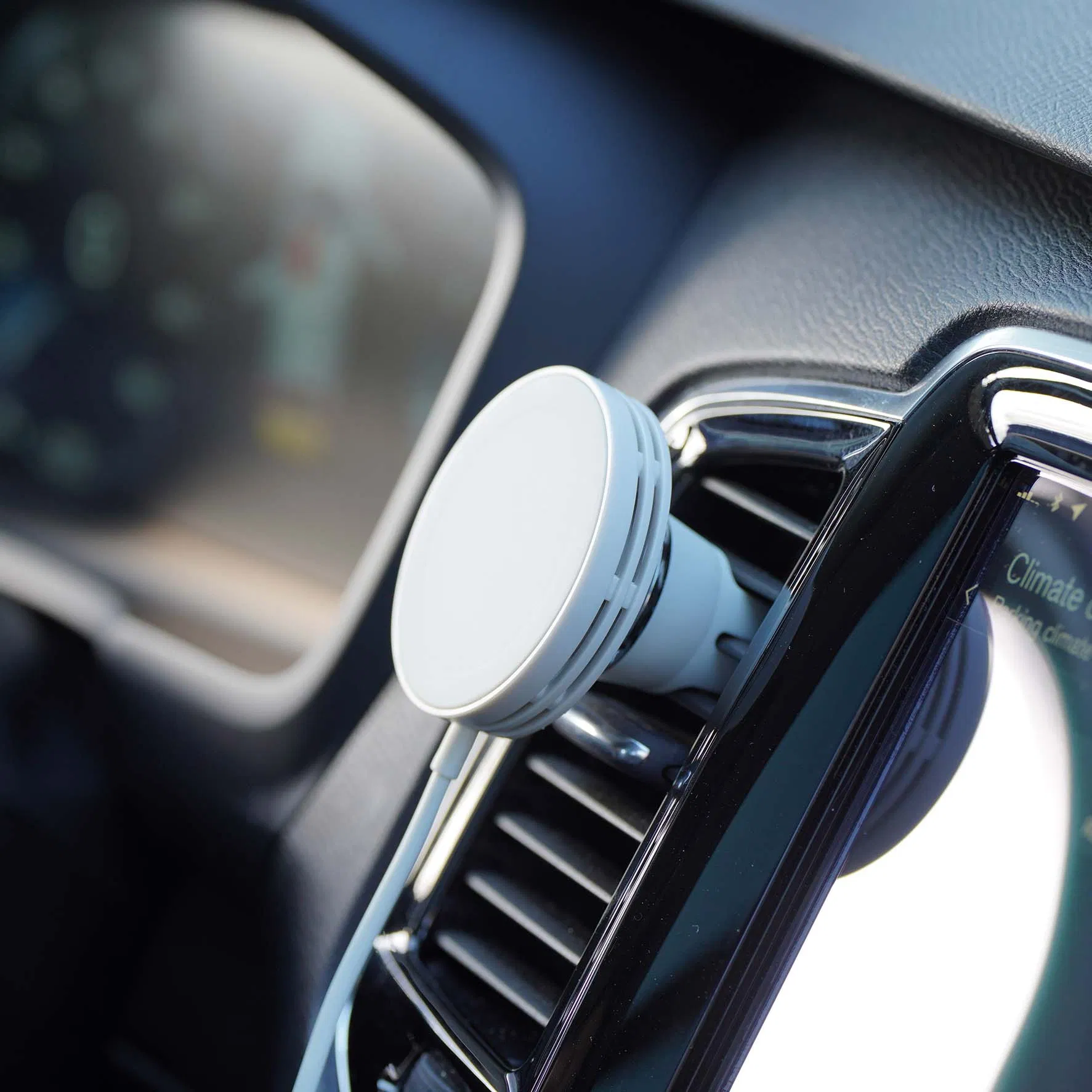 Магнитный держатель для телефона в машину, черно-белый