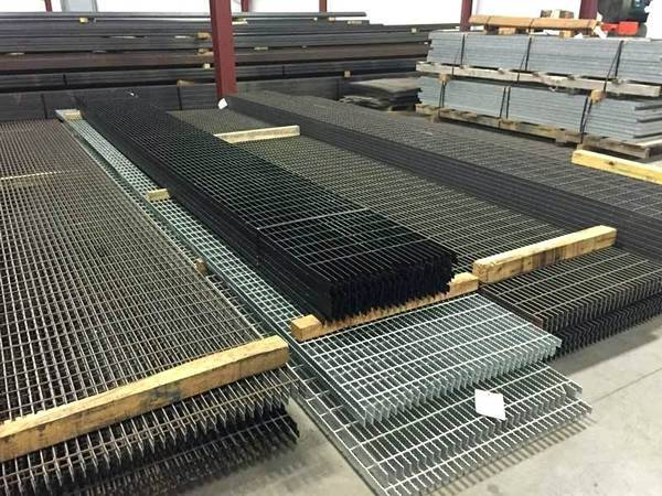 Durable Galvanized Steel Grating as Platform Grating for Airports 3mm Cross Bar