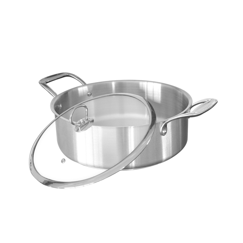 Кастрюля из нержавеющей стали с эргономичной ручкой