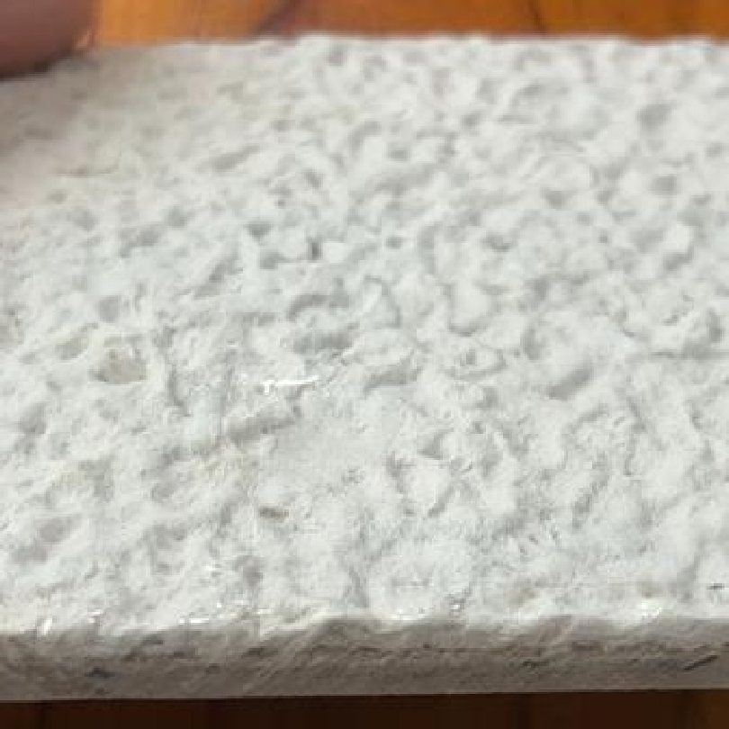 Damping and Sound-Absorbing Coating Noise-Reducing Coating