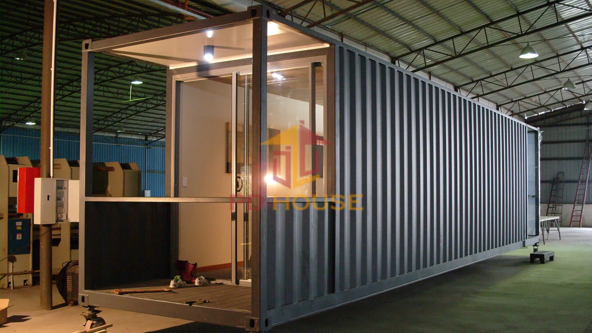 Modern Beautiful Prefab Steel Mobile Modular Container Building as Student Apartment