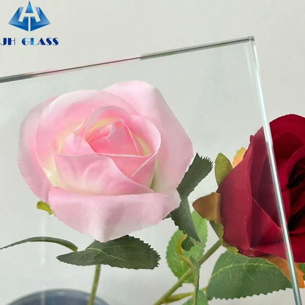 6mm, 8mm, 10mm, 12mm Low Iron Glass for Partition/Staircase