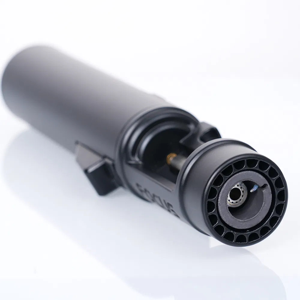 Outdoor Barbecue Kitchen Household Spray Metal Inflatable Direct Punch High Temperature Lighter