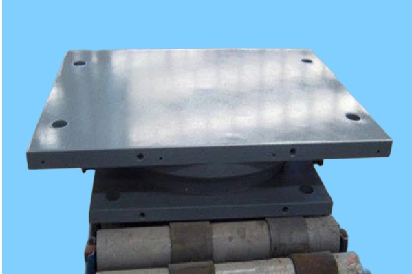 Big Load Capacity and Big Displacement and Big Rotary Angle Pot Bearing for Bridge