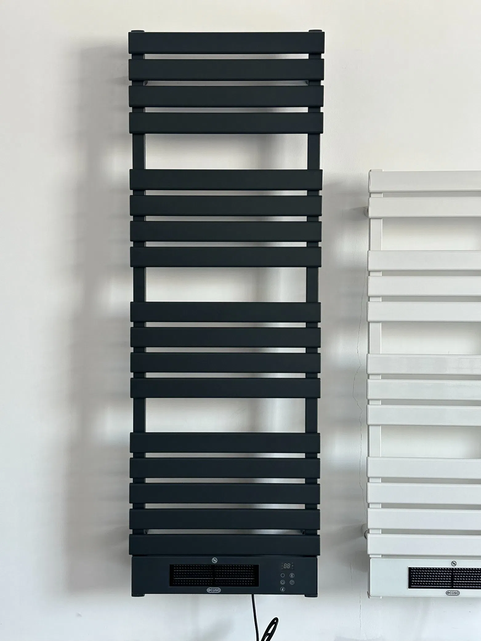 2100W Towel Fan Heater of Bathroom Furniture White or Black Color Towel Heater