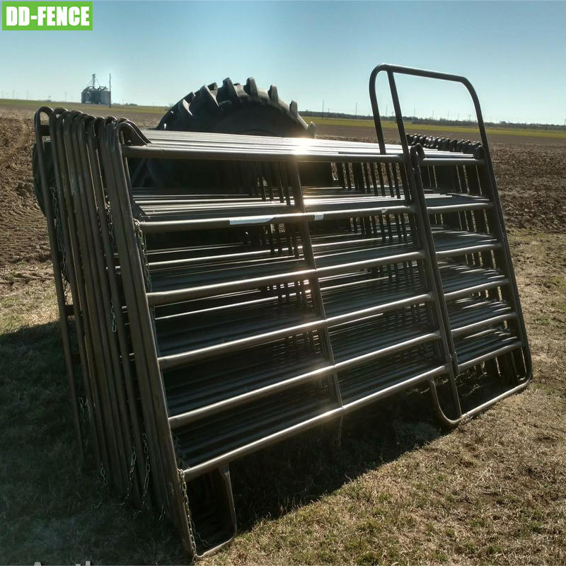 Cheap Metal Outdoor Fences Farm Fence and Gate Galvanized 12 FT 4 Rails Bulk Horse Stable Livestock Fence Panels Corral Horse Fence for Cattle Sheep Field