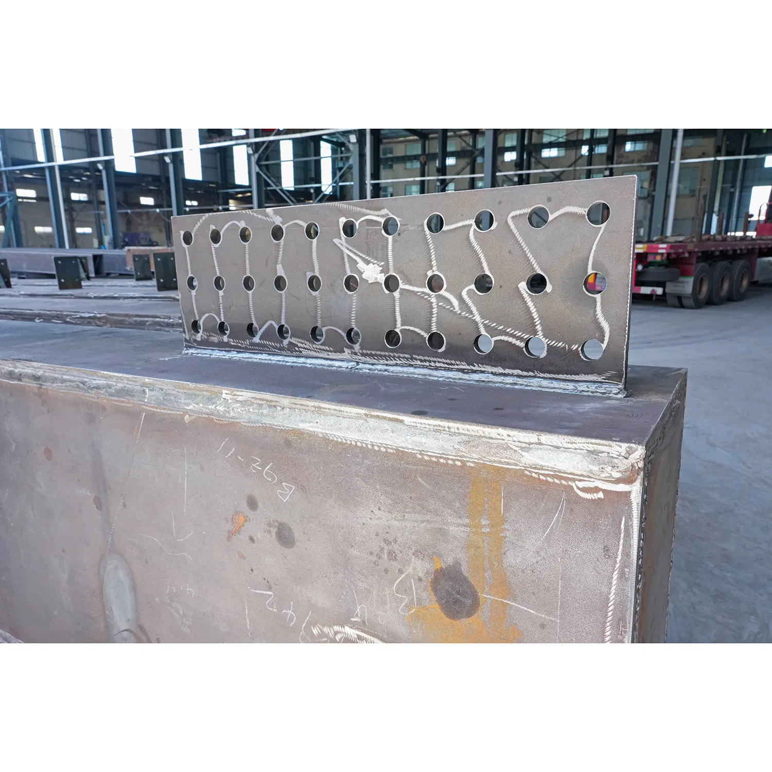 Q235B Q345b H Shaped Steel Beam for Building Frameworks Bridges and Industrial Applications