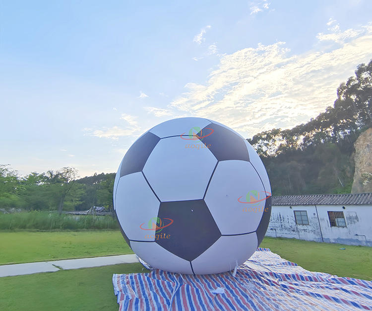 Customized Advertising Large Inflatable Football Outdoor Decoration Football Promotion Advertising