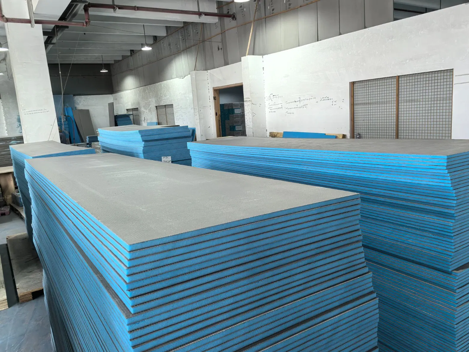 Влагостойкая изоляционная плита для плитки