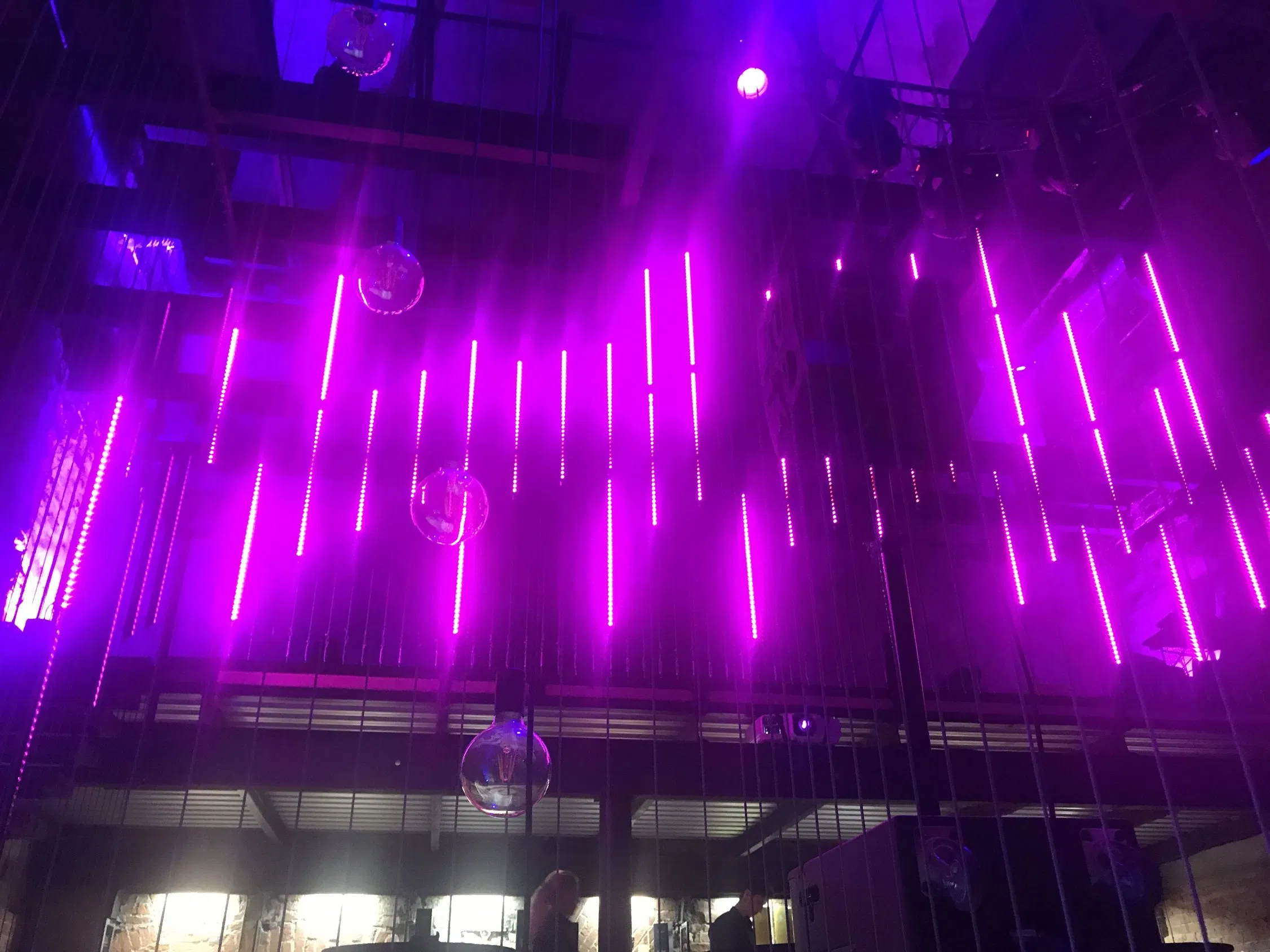 DMX LED светодиодная линейка RGB 24V для сцены