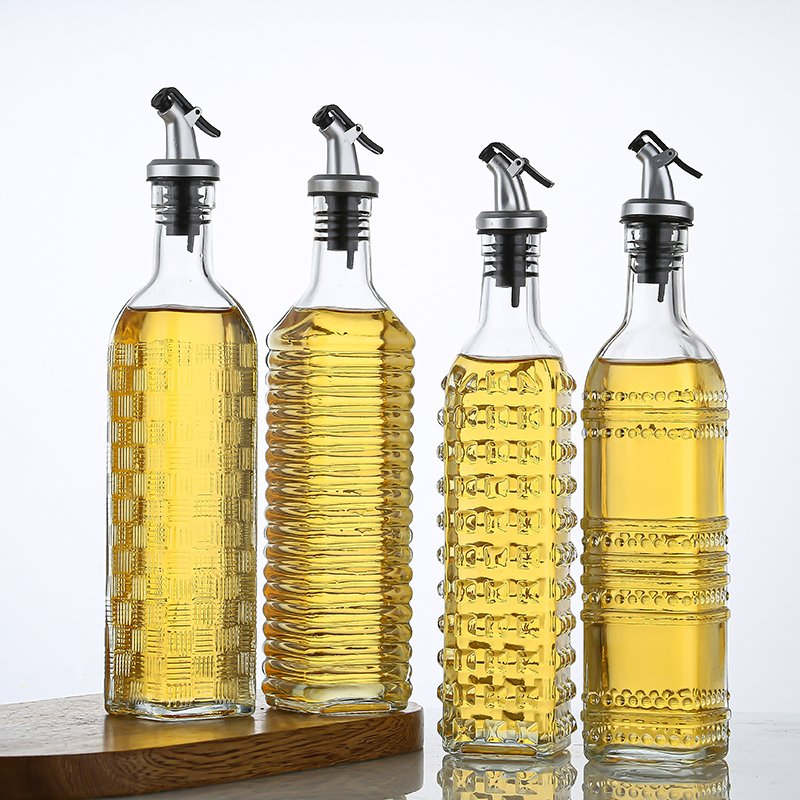 Carved Olive Oil Vinegar Dispenser Square Kitchen Cooking Oil Bottle Glass Oil Container with Oil Pourer