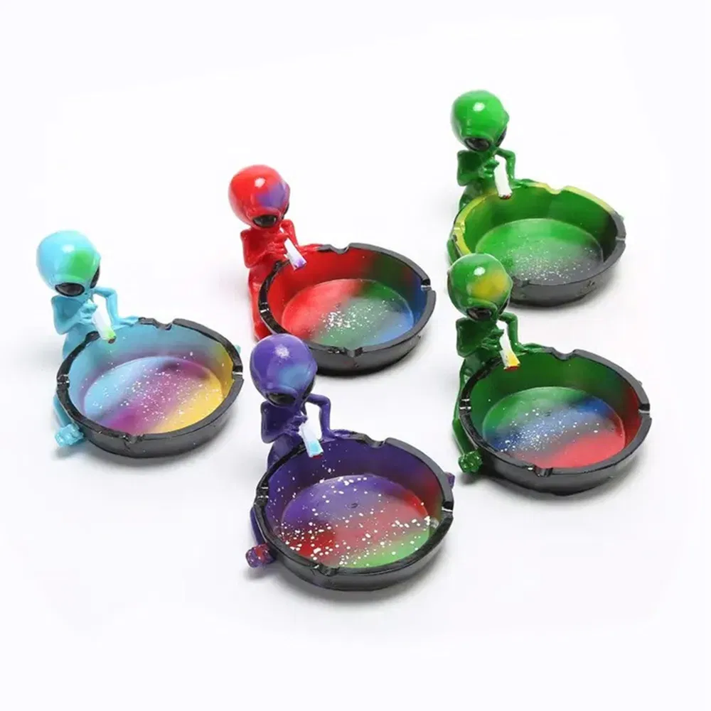 Novelty Alien Ashtray Carton Nice Gift