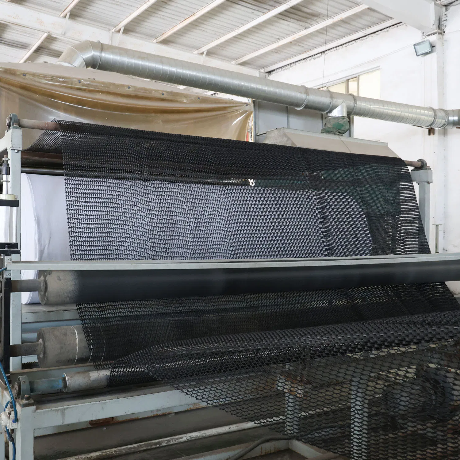 China Manufacturer HDPE 3D Drainage Geocomposite Drainage Geonet with Long Fiber Geotextile for Landfill Road Garden Drainage