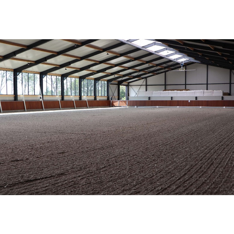 Prefabricated Horse Arena with Sandwich Panel Wall and Roof