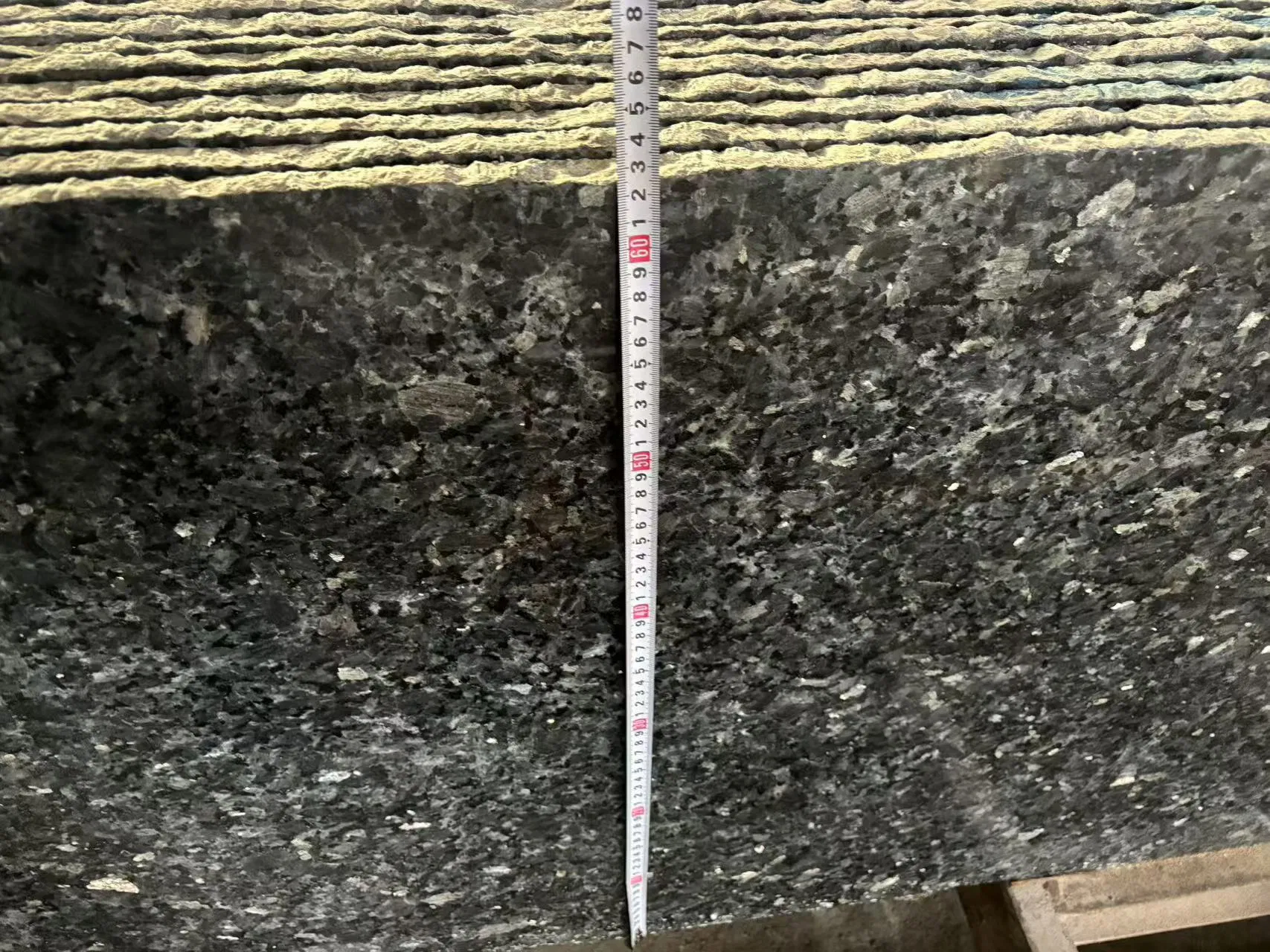 Silver Pearl Natural Stone Granite Decoration Material for Wall Cladding Kitchen Countertop