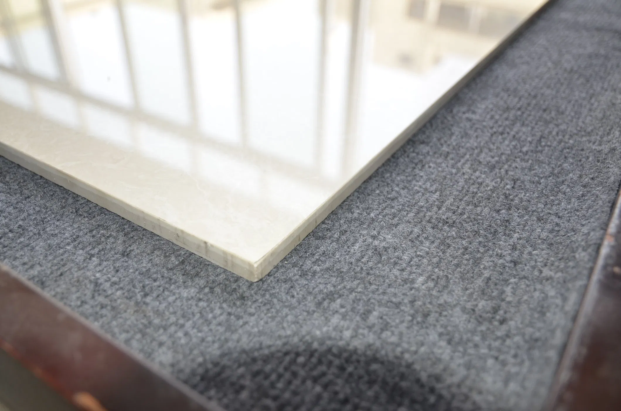 Керамогранитная плитка 600x600 мм, полированная, мрамор