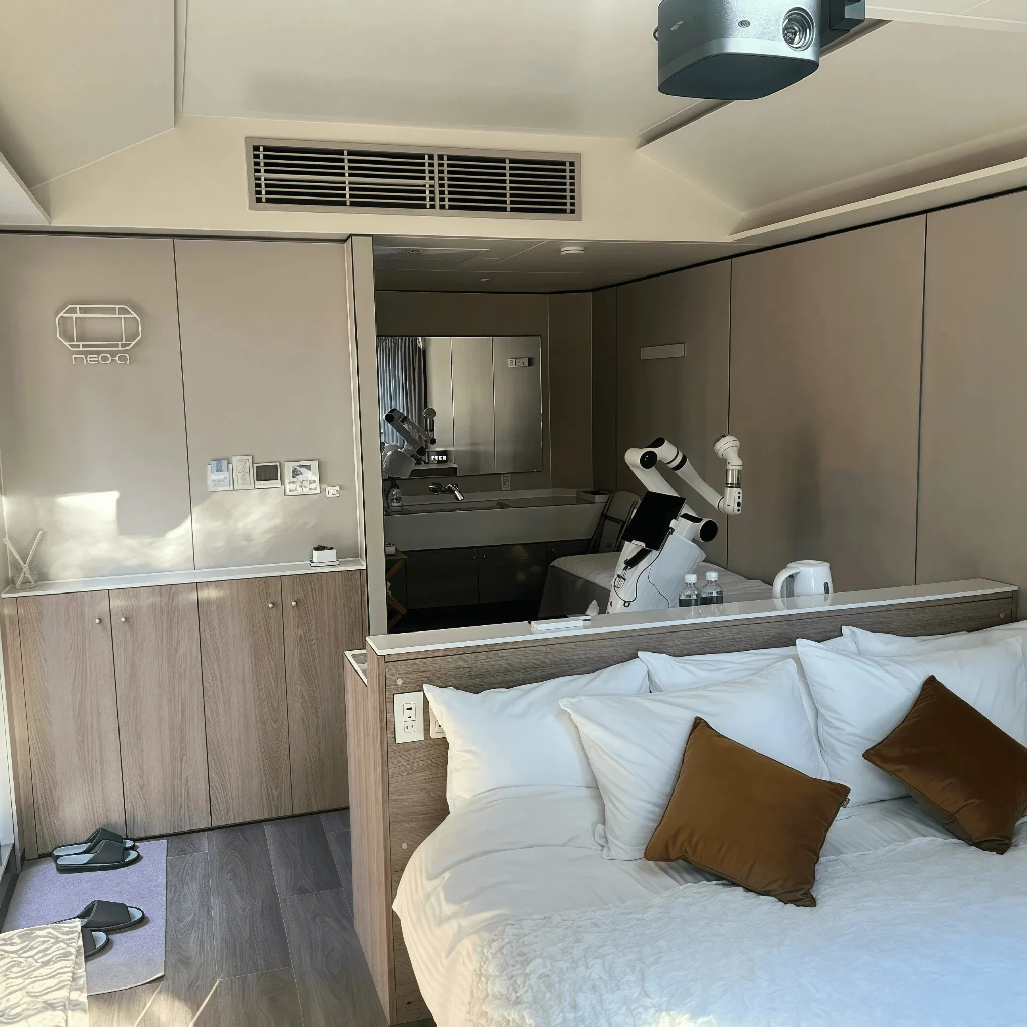 Convenient Outdoor Living Prefabricated Houses, Modern Intelligent Mobile Space Cabin Houses