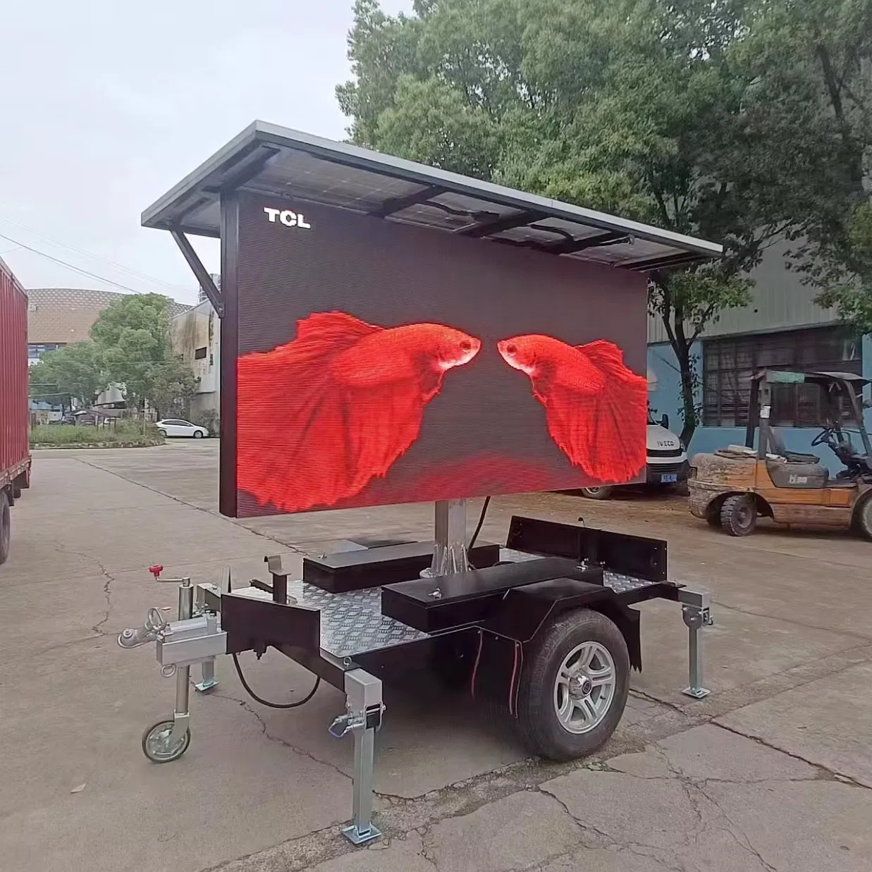 Outdoor Energy Saving LED Display Screen Portable Solar Panel Movable Outdoor Advertising Mobile Trailer LED Display