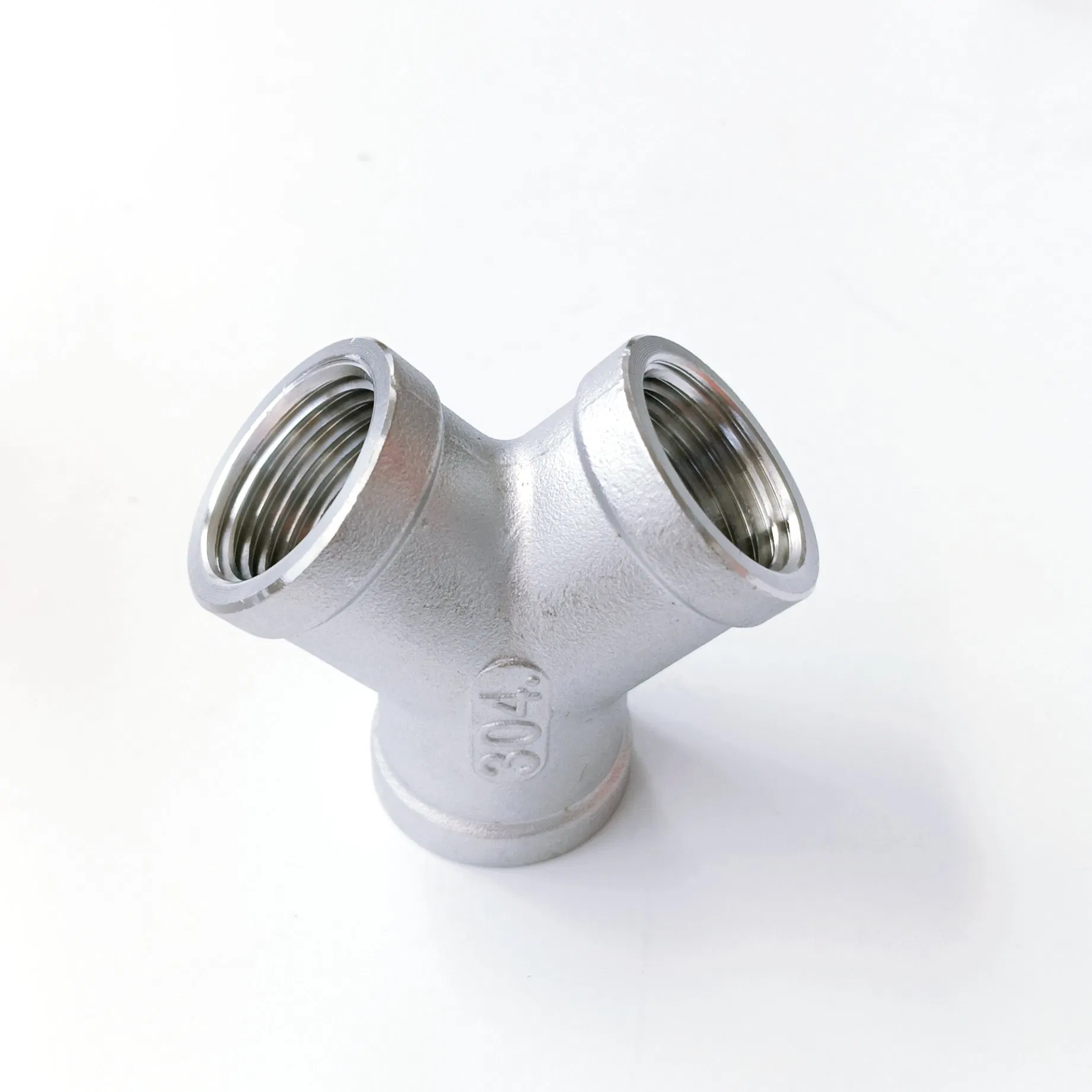 The Manufacturer Has a Strong Sales Momentum for Seamless Three-Way Fittings with Internal Threads