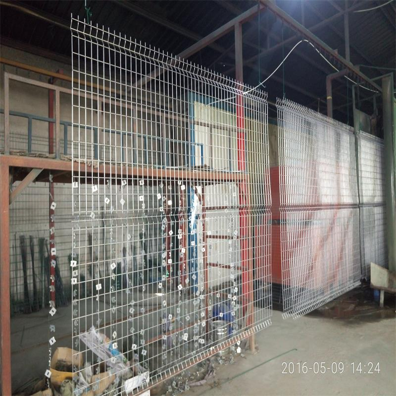 Low Carbon Steel Wire Mesh Fence