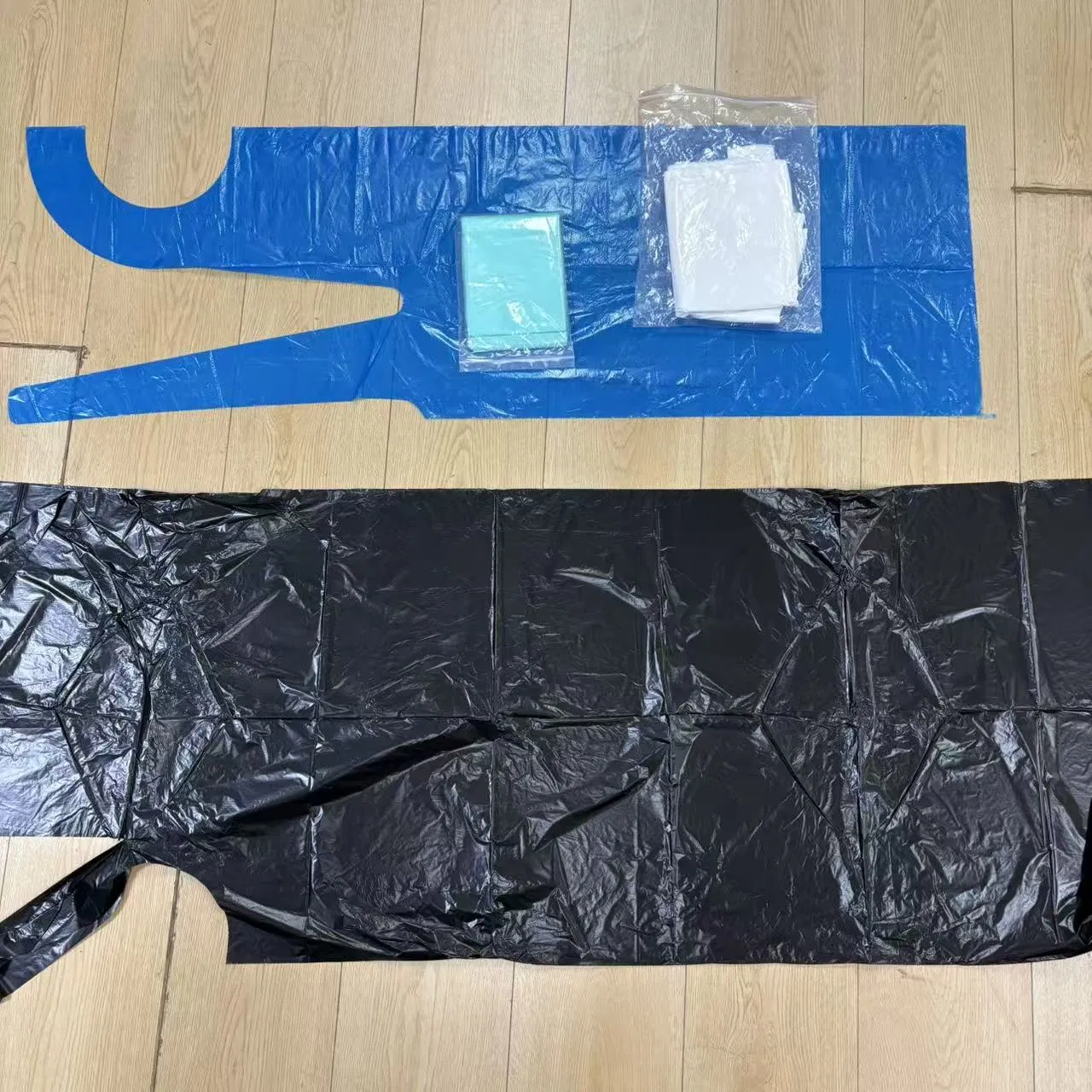 Disposable PE Apron Independent Packaging Custom Catering Hairdressing