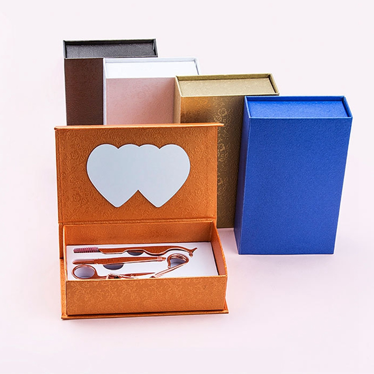 Four-Piece Set of Makeup Tools Including Eyelash Curler False Lashes Auxiliary Tweezer and Beauty Scissors