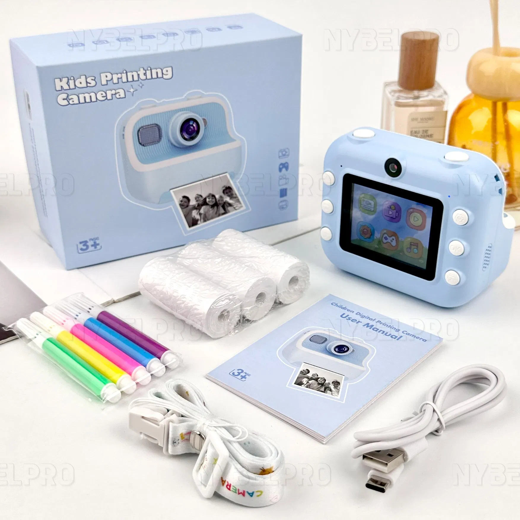 Christmas Children's Gift Wholesale Price HD Camera Portable Mini Version Smooth and Clear Children's Camera Suitable for Playing
